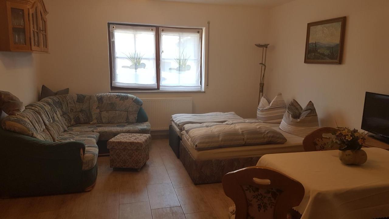 Kleine Ferienwohnung Schortestrasse 일메나우 외부 사진